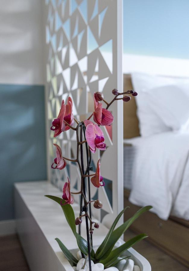 Τhe Half Root Suite In The Heart Of City Center Thessaloniki Exterior foto